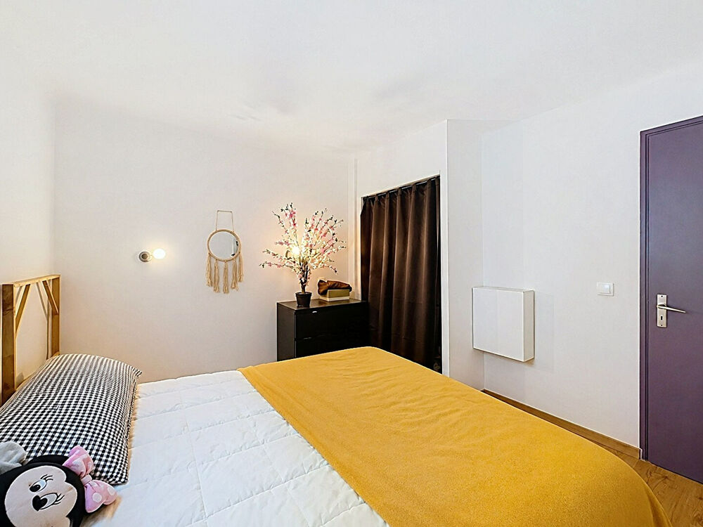 Vente Appartement APPARTEMENT T2 CLIMATISÉ 35m² - PLACE DES CORPS SAINTS Avignon