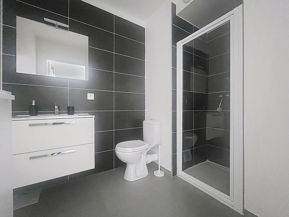 Studio meublé 30 m² - Terrasse et place de stationnement- Résidence sécurisée