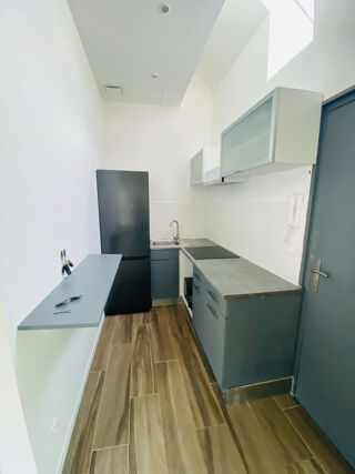  Appartement à louer 2 pièces 28 m²