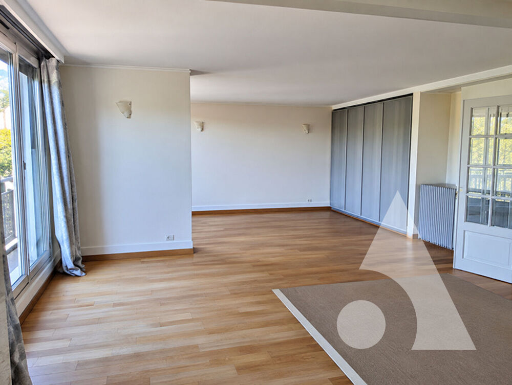 à vendre  Appartement Divonne-les-Bains (01220)