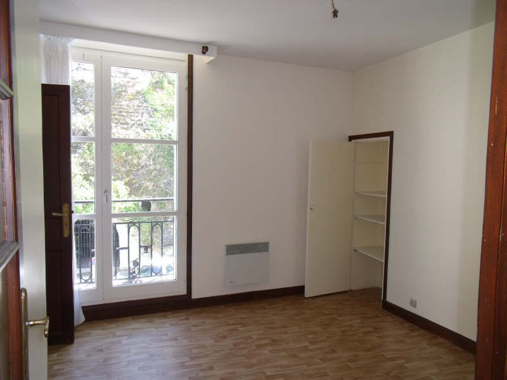 Location Appartement APPARTEMENT DE TYPE 2 A LOUER A LOCHES. Loches