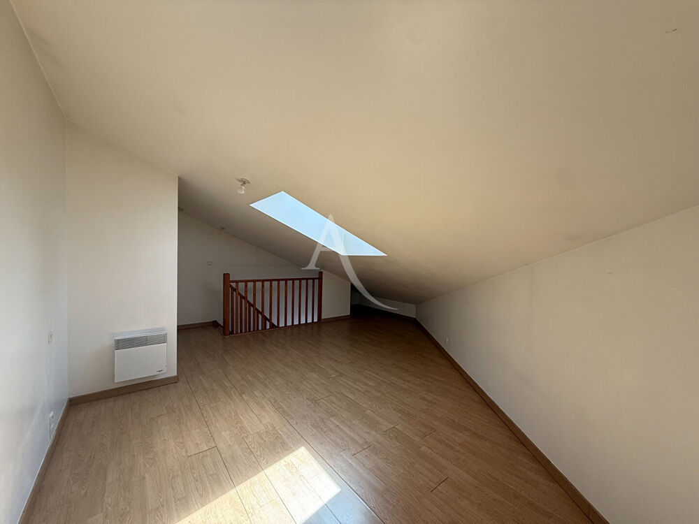 Location Appartement Appartement La Roche Sur Yon 1 pièce(s) 38.92 m2 La roche sur yon