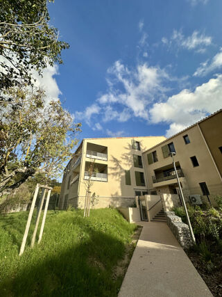  Appartement � vendre 4 pi�ces 98 m�