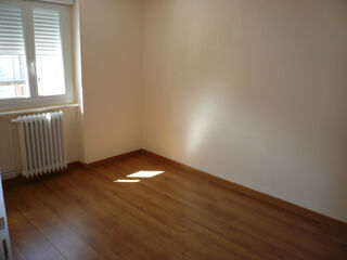  Appartement à louer 3 pièces 71 m²