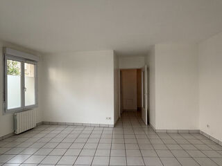  Appartement à louer 2 pièces 50 m²