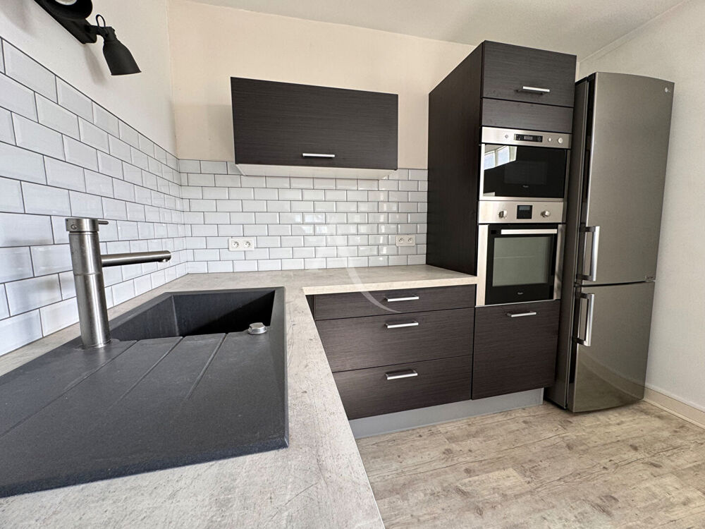 Appartement Clermont Ferrand - Appartement lumineux avec deux balcons plein sud, à deux pas du centre-ville - 88.23 m2