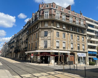  Appartement � vendre 4 pi�ces 80 m�