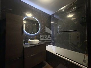  Appartement à louer 2 pièces 55 m²