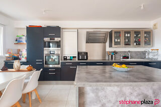  Appartement � vendre 4 pi�ces 1 m�