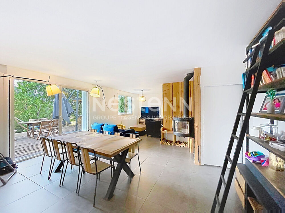 Vente Maison À vendre à Theix-Noyalo, maison rénovée de 166m² sur plus de 2500m² de terrain Theix noyalo