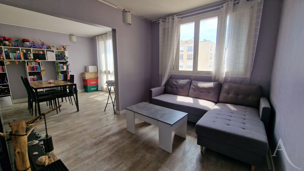 Appartement Mantes La Jolie 4 pièces 2 chambres avec parking et cave
