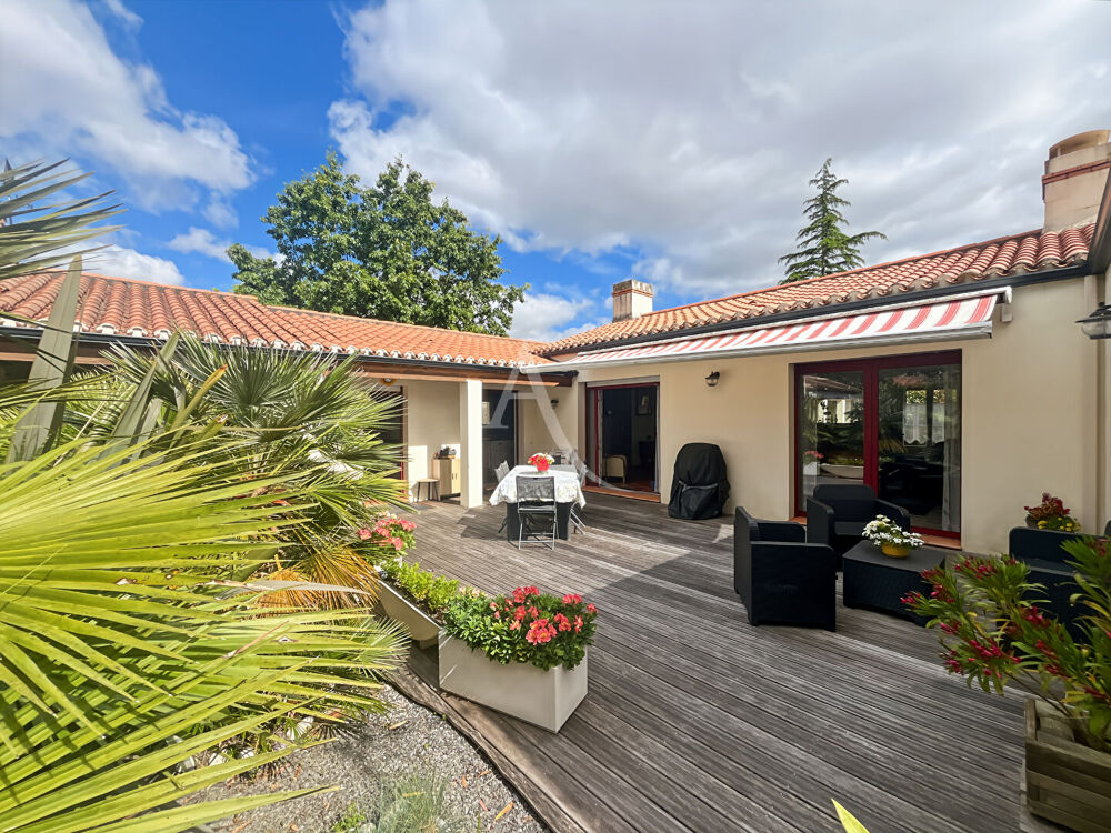 Maison 4 pièces 159 m² · à Challans · 159 m² · 572 000 €