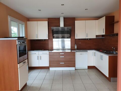  Appartement � louer 5 pi�ces 132 m�