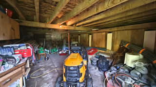  Remise / Grange à vendre 2 pièces 154 m²