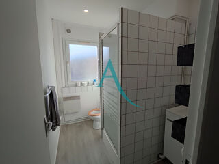  Appartement à louer 2 pièces 42 m²