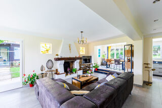  Maison � vendre 10 pi�ces 220 m�