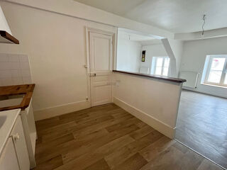  Appartement à louer 3 pièces 61 m²