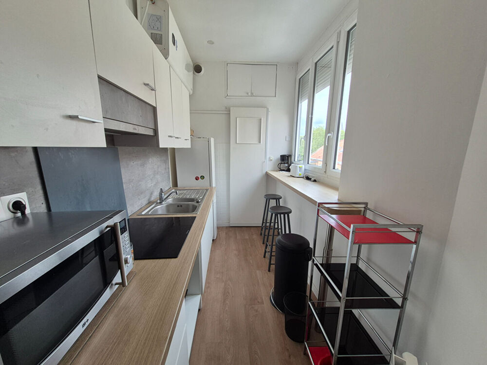 Lille stations - Gambetta Appartement T2 traversant