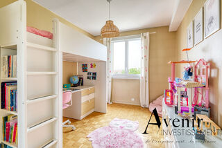  Appartement  vendre 4 pices 82 m