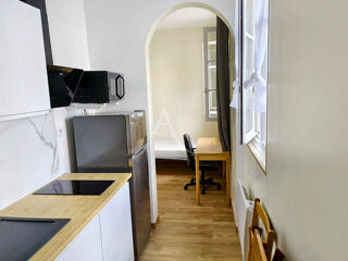  Appartement à louer 1 pièce 21 m²