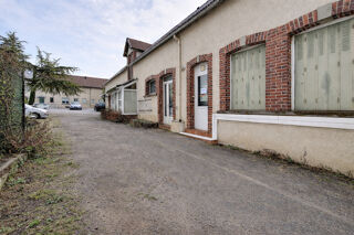  Immeuble à vendre 10 pièces 246 m²