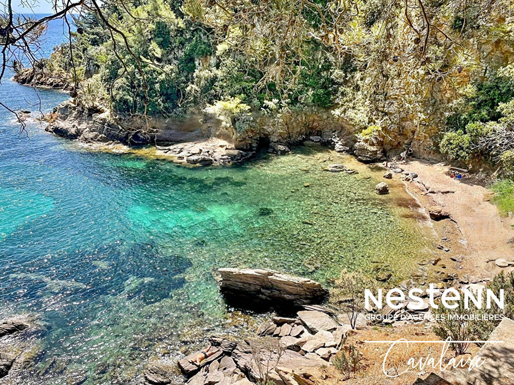 A la Vigie, proche calanques et centre-ville, Mazet 3 pièces + mezzanine Cavalaire-sur-Mer environ 71 m² (65,6 m² Carrez) avec