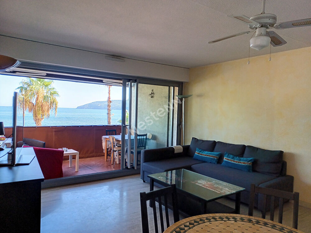 Location Appartement TOULON - MOURILLON  - Gand T3 Meublé LES PIEDS DANS L'EAU - VUE MER 180° Toulon
