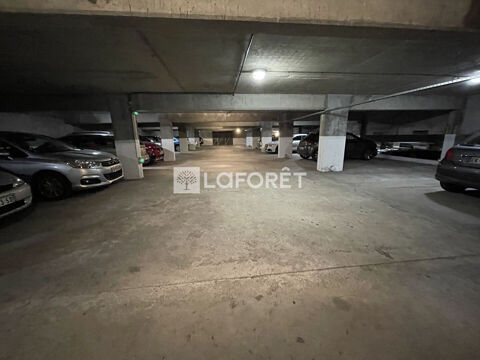  Parking / Garage � louer 