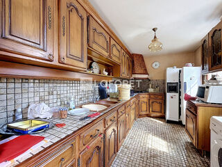  Immeuble à vendre 15 + pièces 459 m²