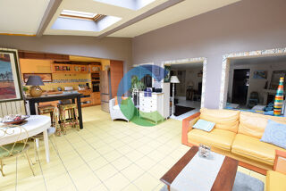  Maison  vendre 7 pices 170 m