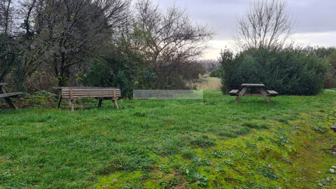   Entrep�t / local industriel proche Cognac 1250 m2 