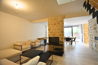  Appartement à louer 3 pièces 87 m²