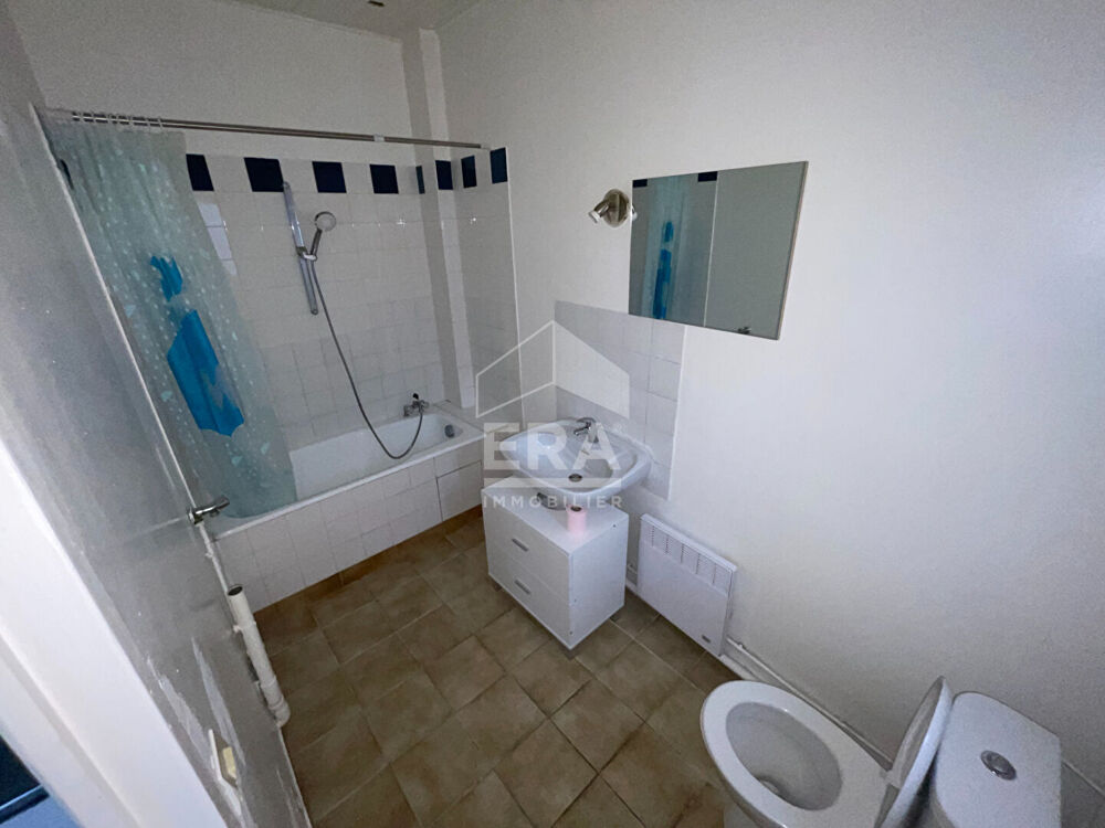 Maison Ozouer Le Voulgis 1 pièce(s) 24.85 m2