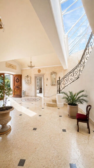 Maison à vendre 8 pièces 361 m²