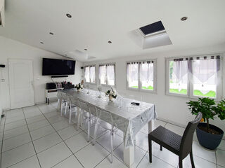  Maison  vendre 10 pices 200 m