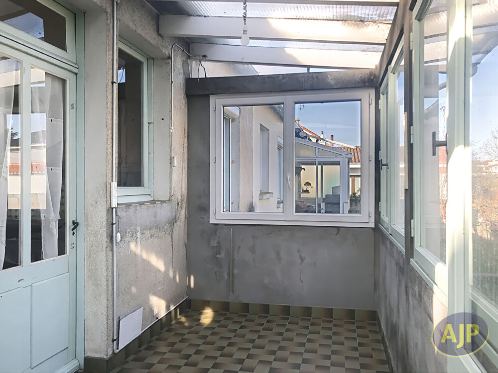 Maison familiale évolutive avec jardin en plein centre de Cholet - 4 pièces 80.20m2