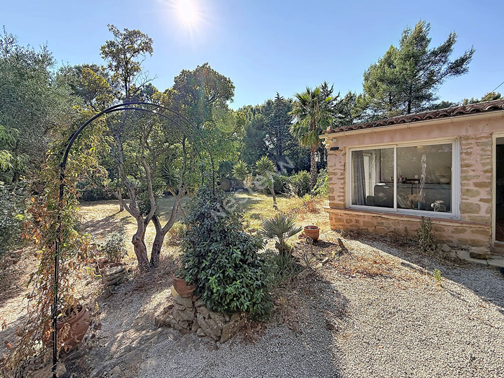 La cadière-d'Azur - Maison de charme sur 1 636 m² de terrain - Un véritable havre de paix