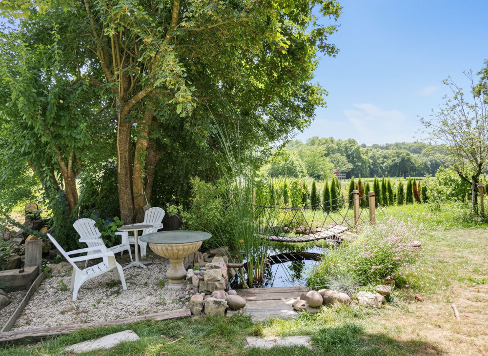 ETXEBERDEA Halsou, 125 m² de plain-pied à l'esprit écolodge