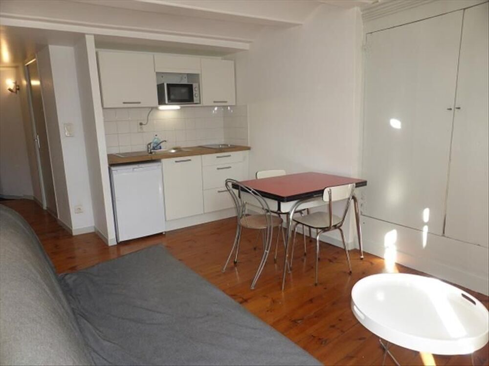 Location Appartement T2 meubl LE PUY EN VELAY - 2 pice(s) - 35 m2 Le puy en velay