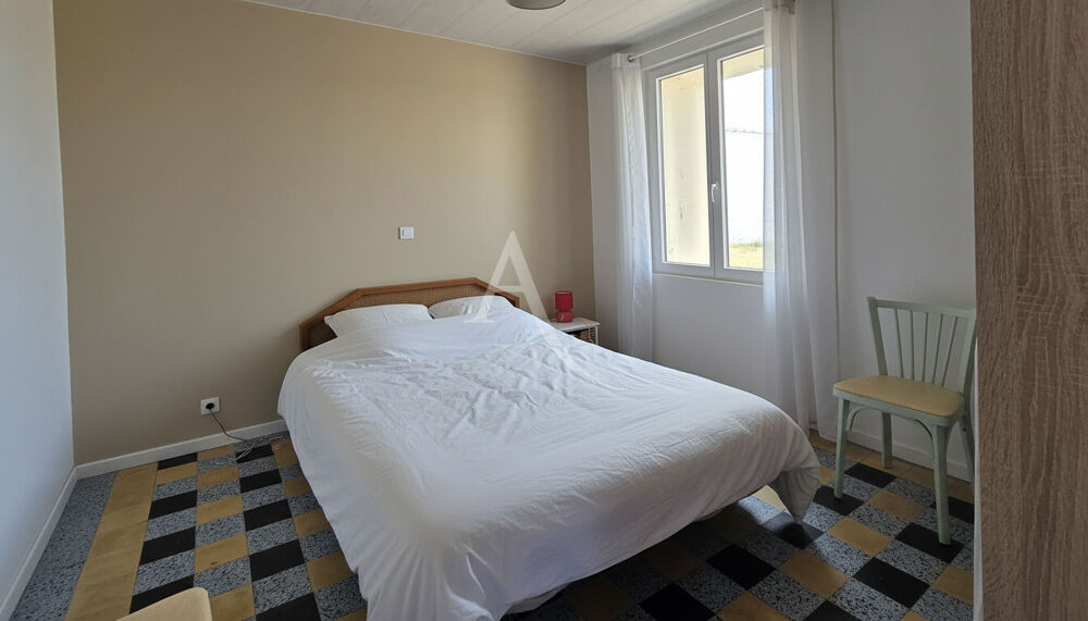 Vente Maison Maison  à L Aiguillon Sur Vie 3 pièces  en plein centre, proche tous commerces L aiguillon sur vie