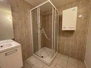  Appartement à louer 3 pièces 57 m²