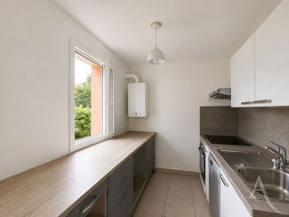  Appartement à louer 1 pièce 37 m²