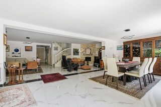  Maison à vendre 8 pièces 182 m²