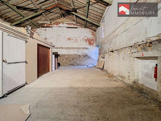  Maison  vendre 1 pice 180 m