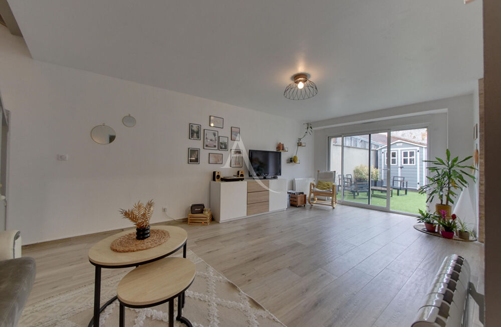 Vente Maison CHEVRY-COSSIGNY - MAISON DE VILLE AVEC EXTÉRIEUR Chevry cossigny