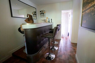  Maison  vendre 8 pices 245 m