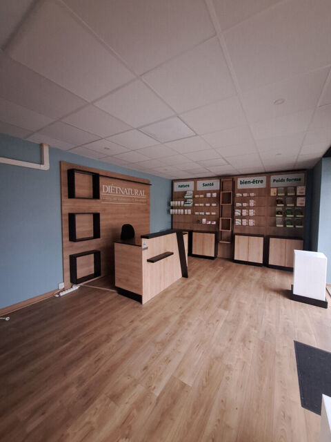 Local commercial Chelles 1412 77500 Chelles