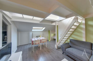  Appartement à louer 2 pièces 55 m²