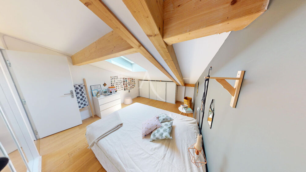 Vente Maison Maison 8 pièces de 200m² Montrabe