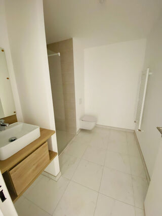  Appartement à louer 2 pièces 40 m²